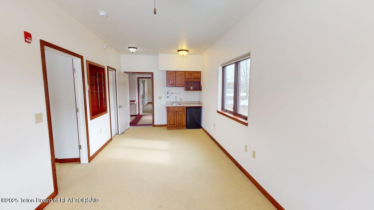 Dubois, Wyoming 82513, United States, ,Commercial,Active,122758