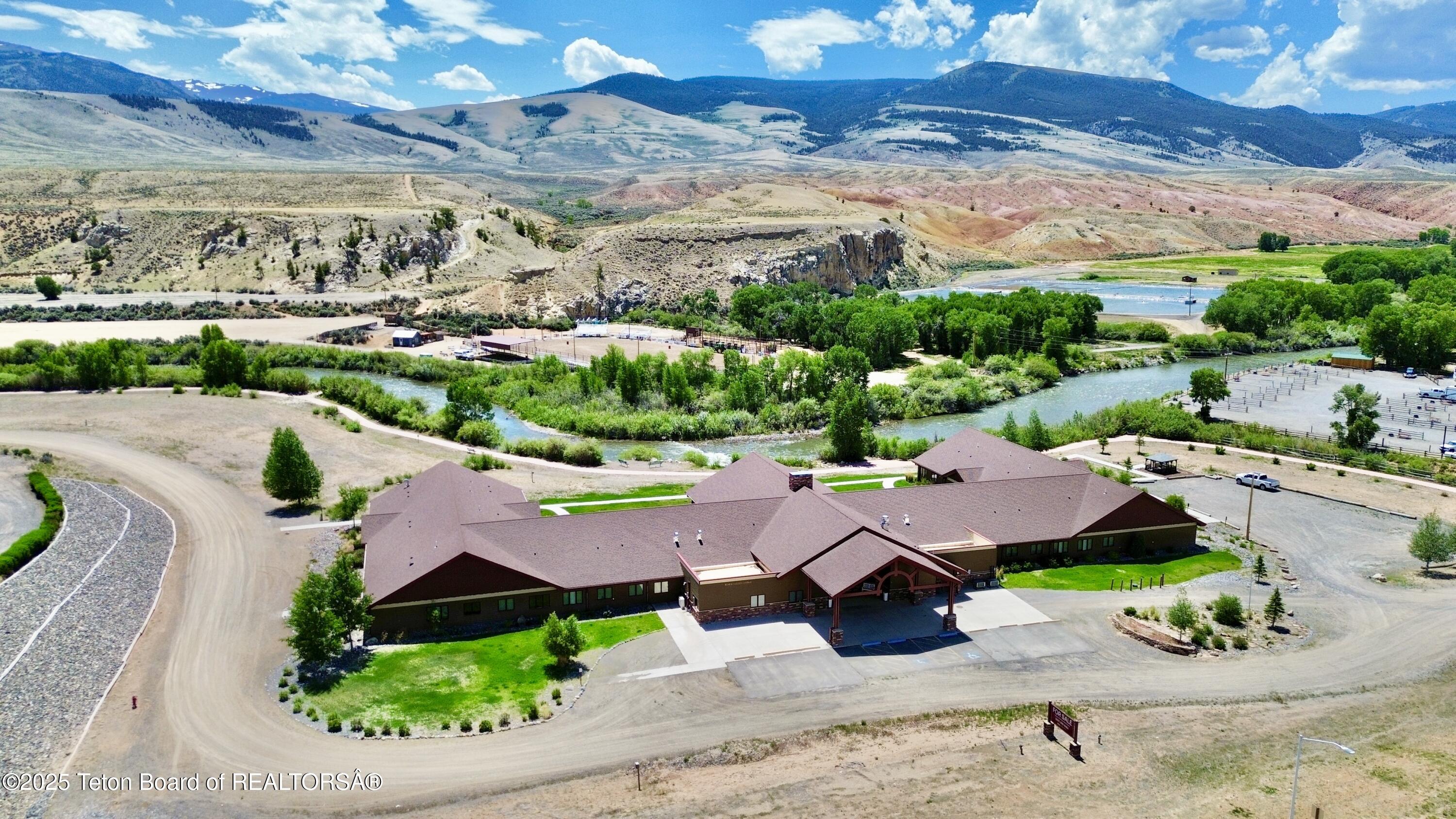 Dubois, Wyoming 82513, United States, ,Commercial,Active,122758