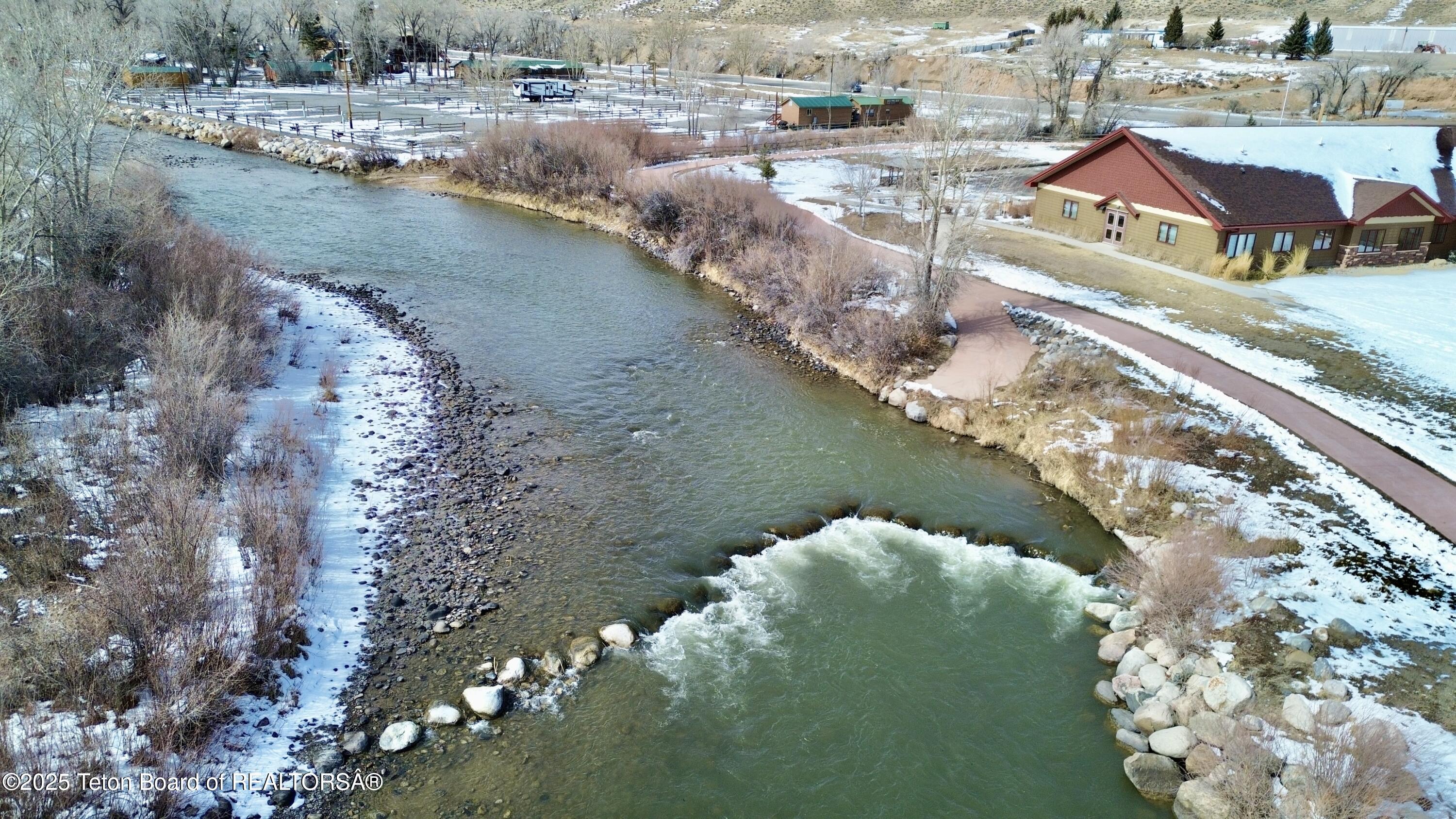 Dubois, Wyoming 82513, United States, ,Commercial,Active,122758