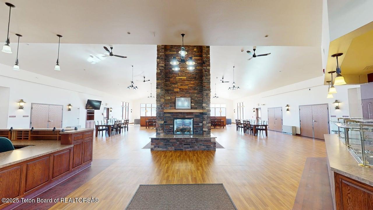 Dubois, Wyoming 82513, United States, ,Commercial,Active,122758