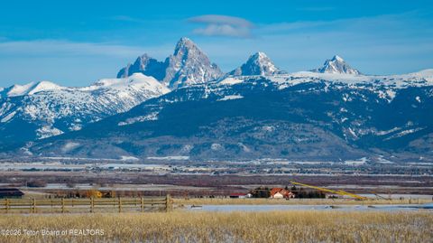 Photo of 1220 Horseshoe Lane, Driggs, ID 83422 (MLS # 26-152)