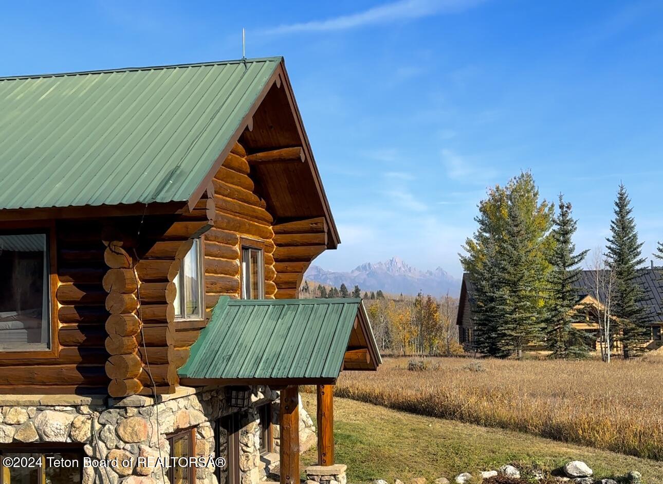 Wilson, Wyoming 83014, United States, 5 Bedrooms Bedrooms, ,4 BathroomsBathrooms,Residential,Active,57486