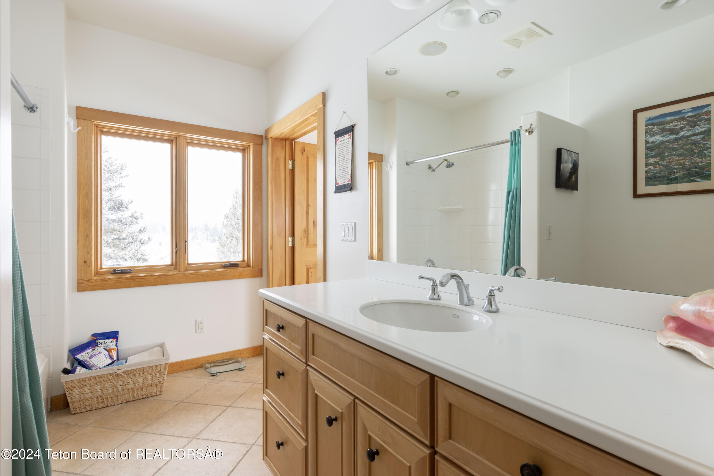 Wilson, Wyoming 83014, United States, 5 Bedrooms Bedrooms, ,4 BathroomsBathrooms,Residential,Active,57486