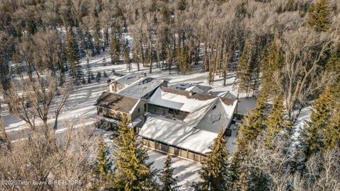 Photo of 8910 Porter Loop, Jackson, WY 83001 (MLS # 25-2986)