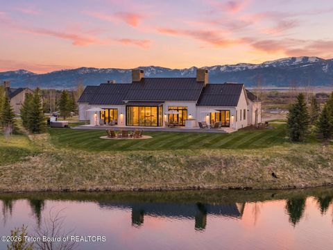 Photo of 1140 INDIAN PAINTBRUSH Court, Driggs, ID 83422 (MLS # 26-1076)