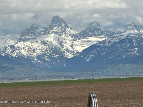 Photo of 8489 Fawn Lane, Tetonia, ID 83452 (MLS # 26-308)