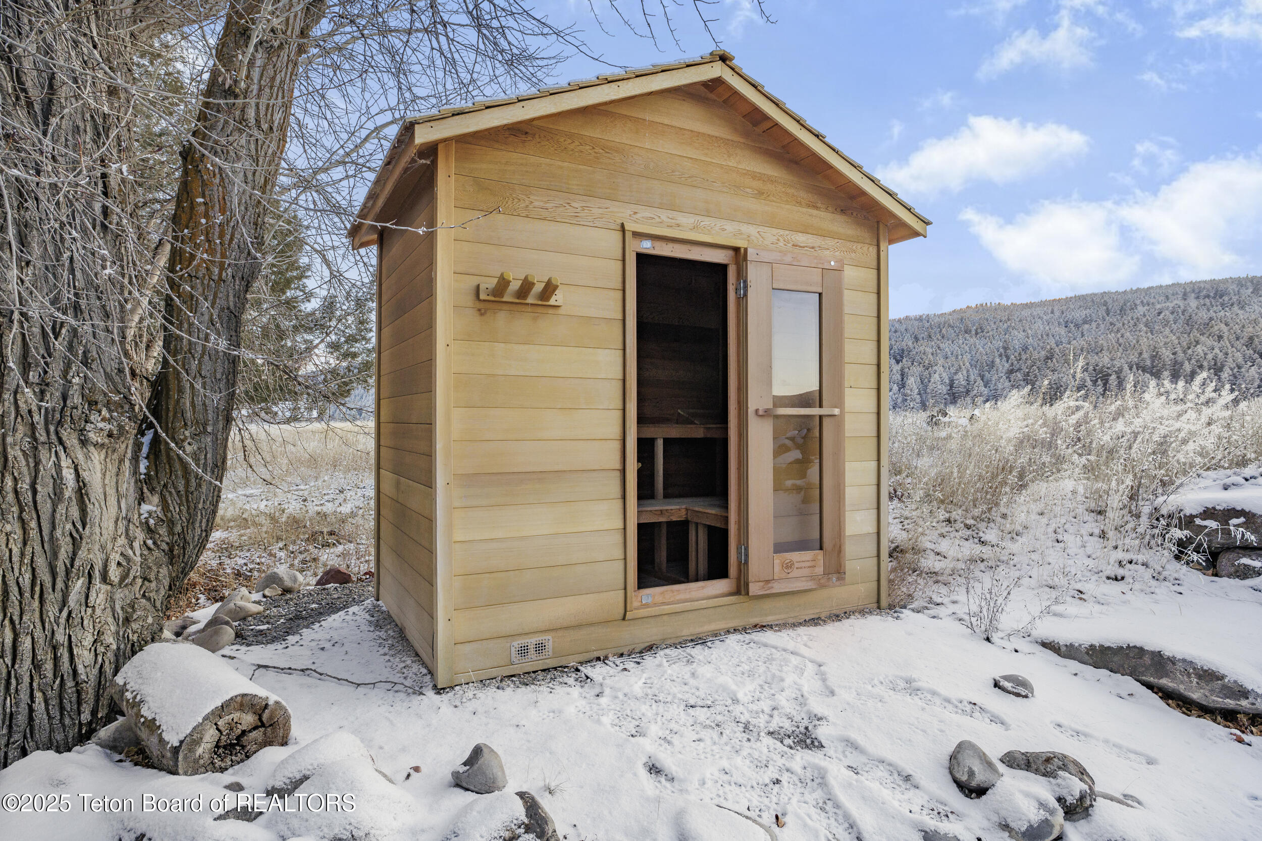 Swan Valley, Idaho 83449, United States, 2 Bedrooms Bedrooms, ,1 BathroomBathrooms,Residential,Active,254278