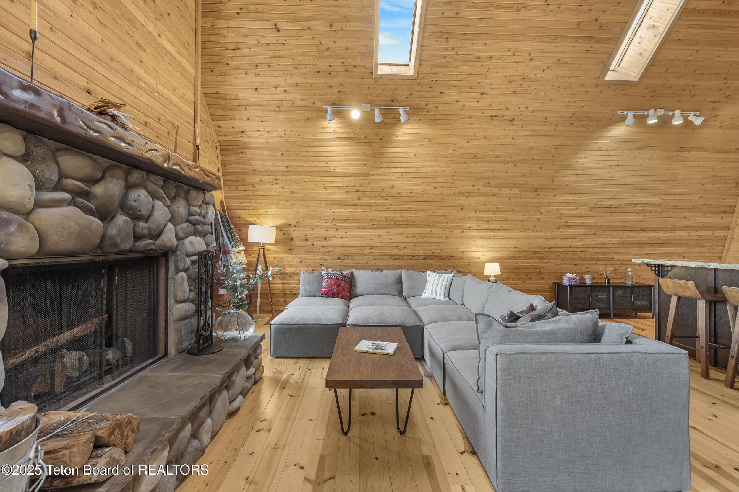 Swan Valley, Idaho 83449, United States, 2 Bedrooms Bedrooms, ,1 BathroomBathrooms,Residential,Active,254278