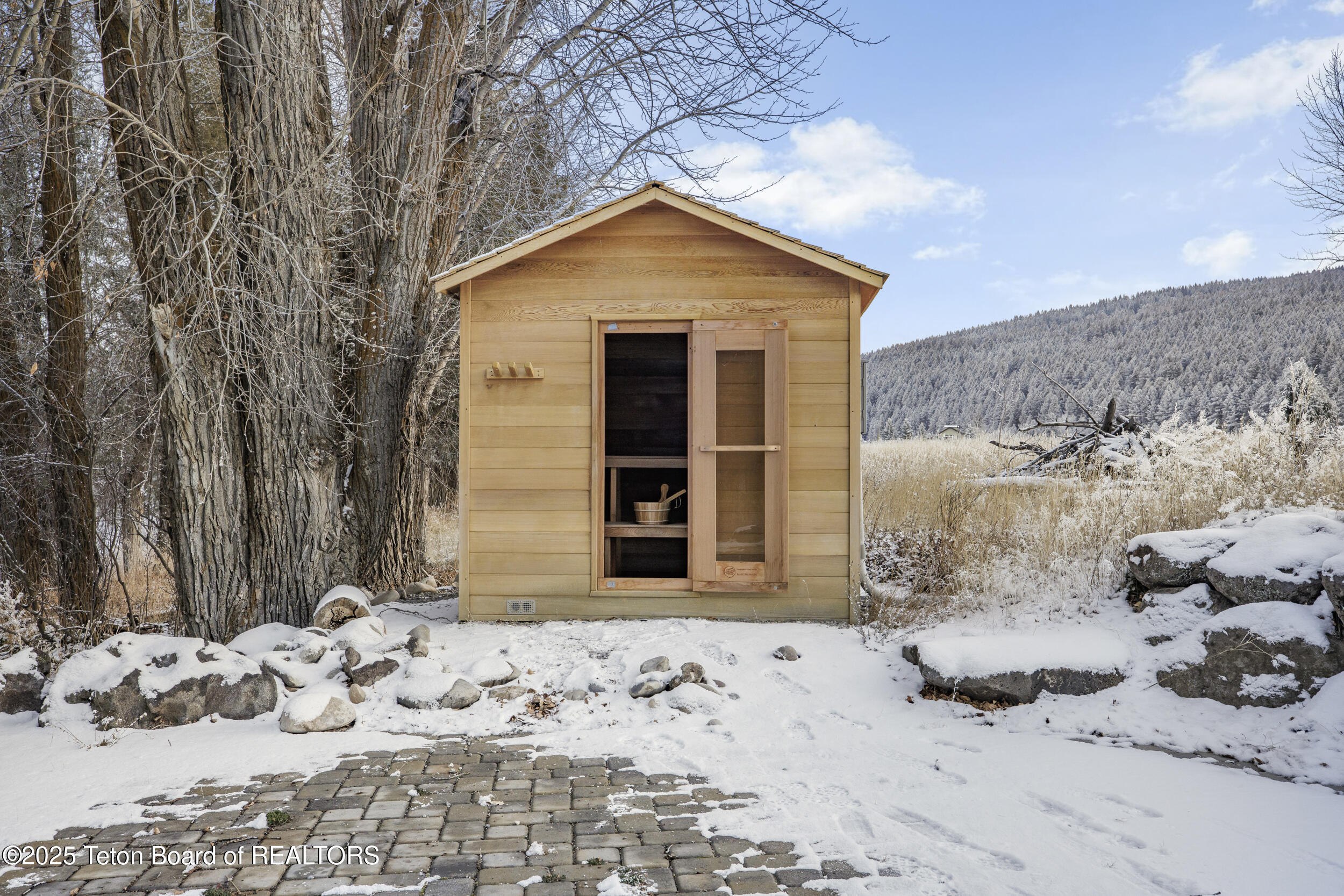 Swan Valley, Idaho 83449, United States, 2 Bedrooms Bedrooms, ,1 BathroomBathrooms,Residential,Active,254278