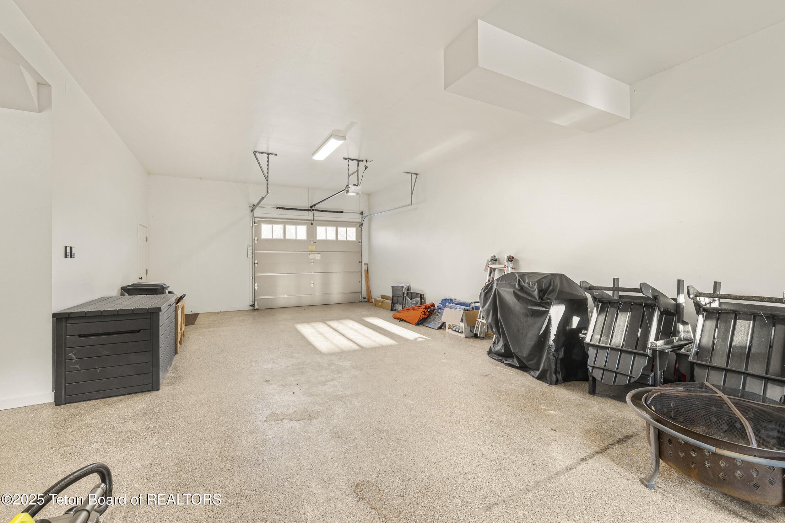 Swan Valley, Idaho 83449, United States, 2 Bedrooms Bedrooms, ,1 BathroomBathrooms,Residential,Active,254278