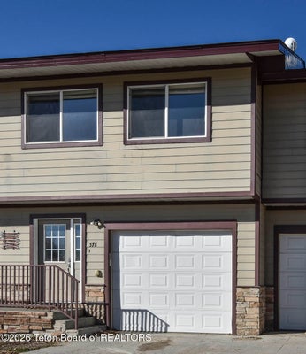 378 S COLE AVE, PINEDALE, WY 82941 - Image d2b33fa1d0898cf2203de3ace29b6bf9/762487184