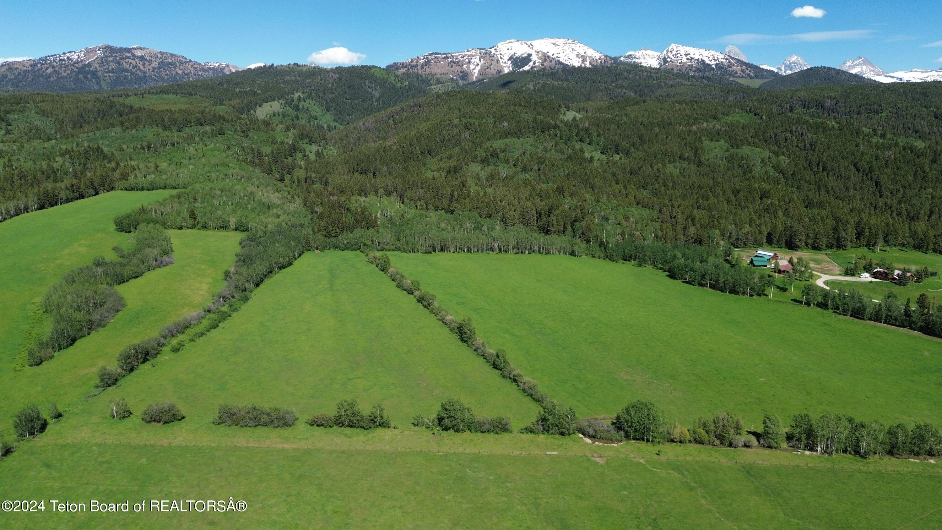 Alta, Wyoming 83414, United States, 5 Bedrooms Bedrooms, ,3 BathroomsBathrooms,Residential,Active,57456