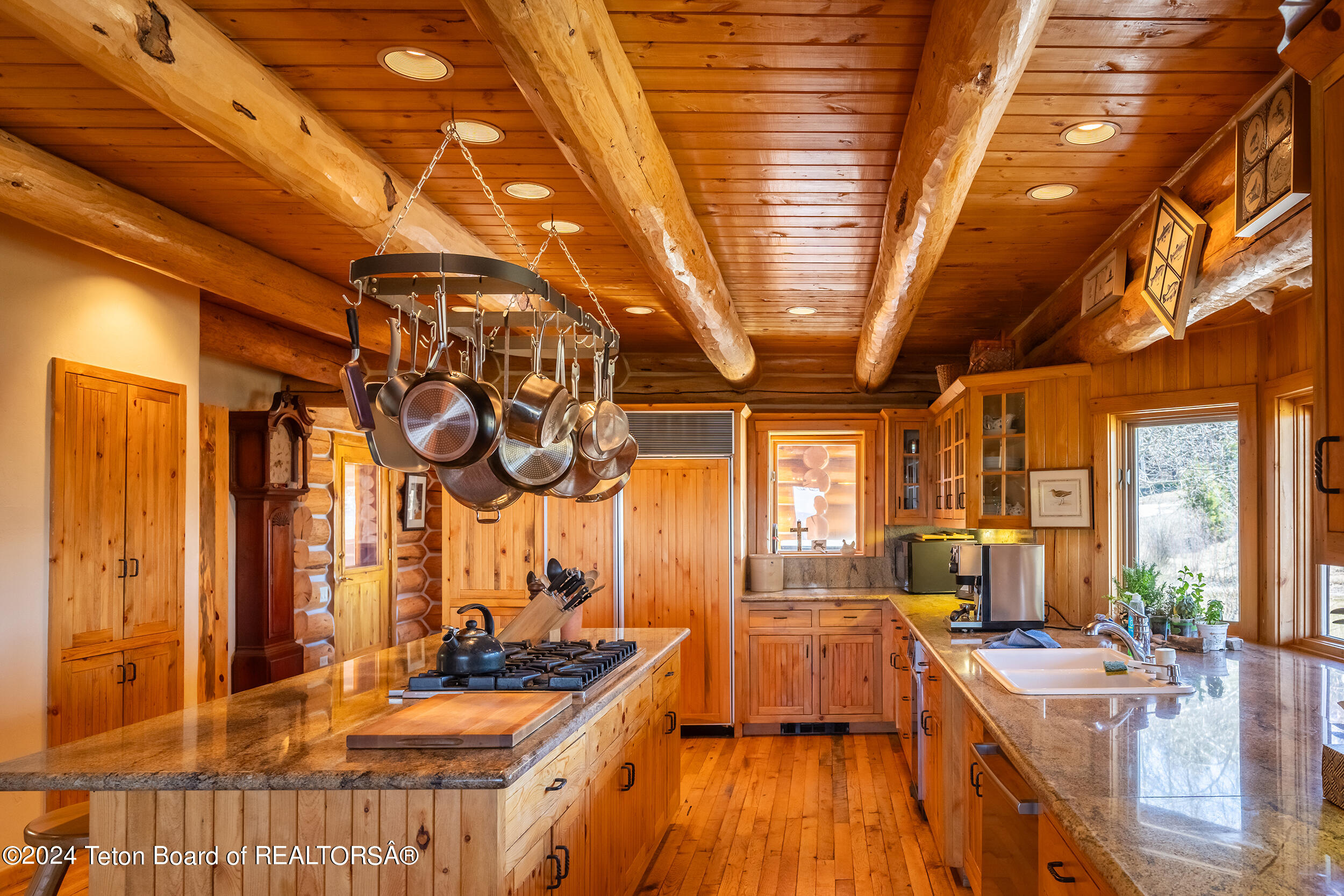 Alta, Wyoming 83414, United States, 5 Bedrooms Bedrooms, ,3 BathroomsBathrooms,Residential,Active,57456