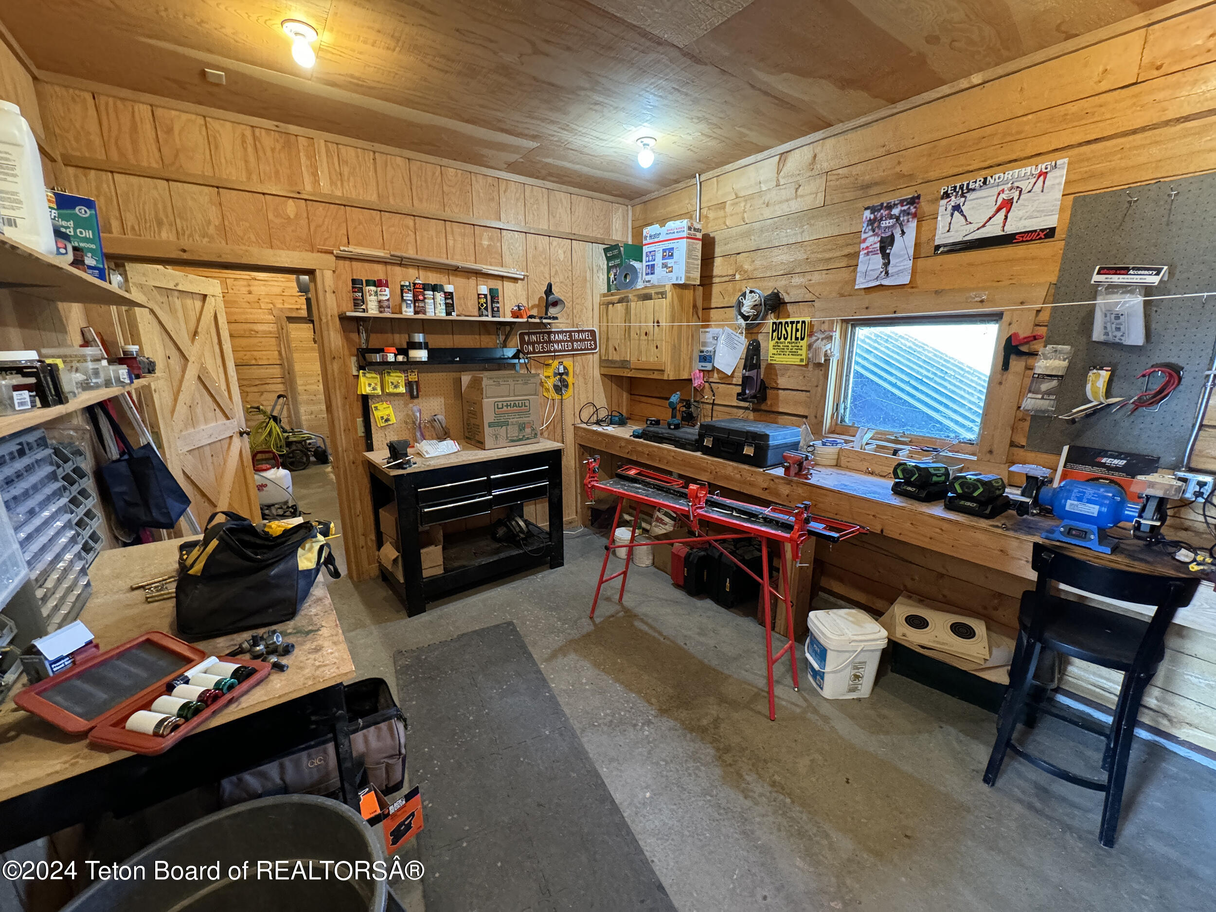 Alta, Wyoming 83414, United States, 5 Bedrooms Bedrooms, ,3 BathroomsBathrooms,Residential,Active,57456