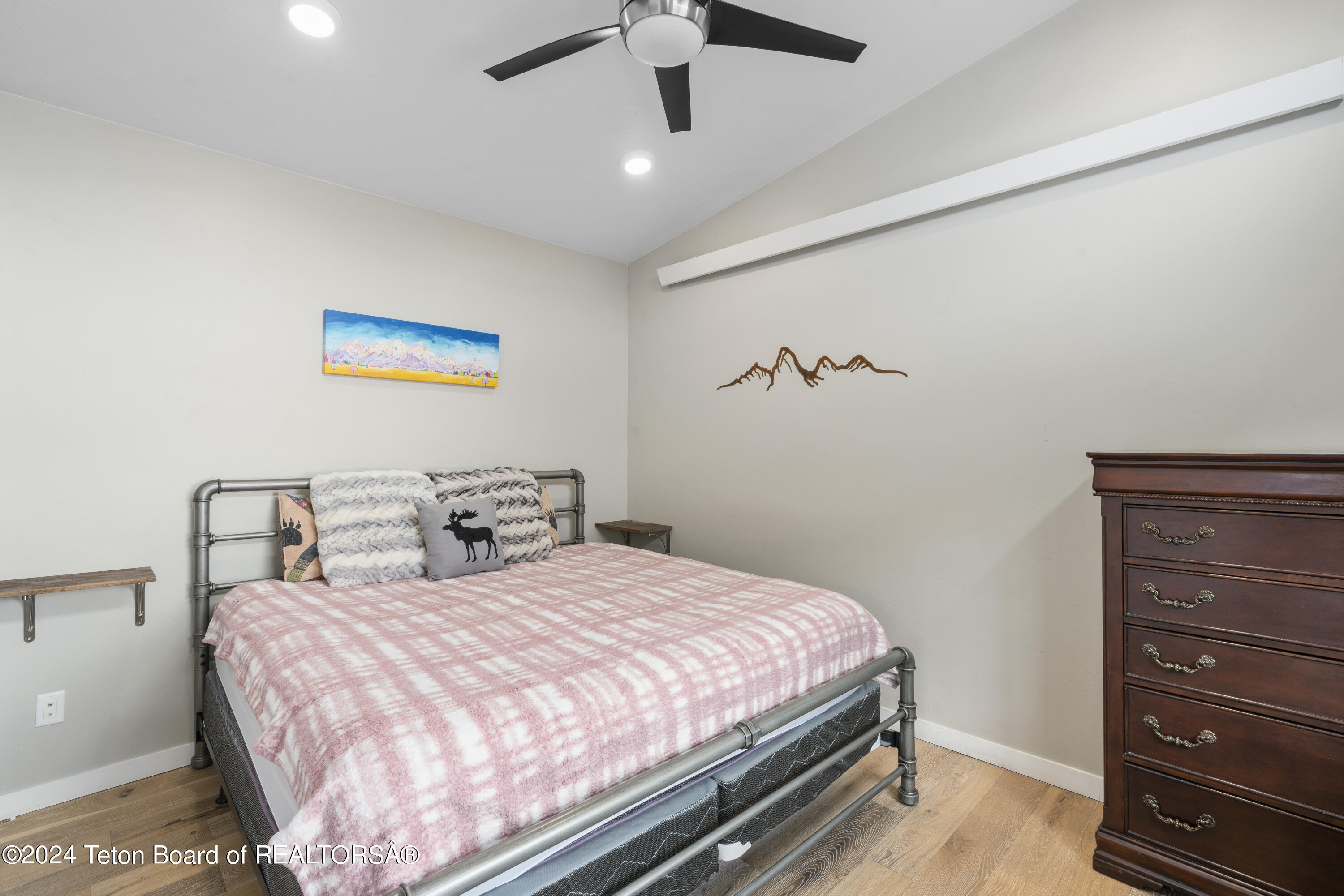 Victor, Idaho 83455, United States, 2 Bedrooms Bedrooms, ,1 BathroomBathrooms,Residential,Active,61862