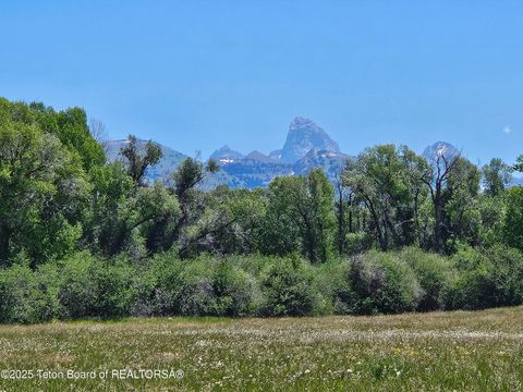 Photo of 574 Peaked Lane, Tetonia, ID 83452 (MLS # 26-322)