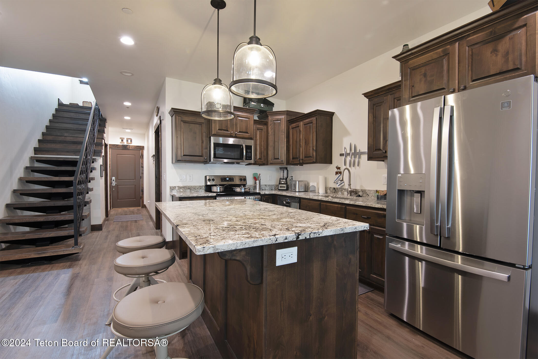 Victor, Idaho 83455, United States, 3 Bedrooms Bedrooms, ,3 BathroomsBathrooms,Residential,Active,35016