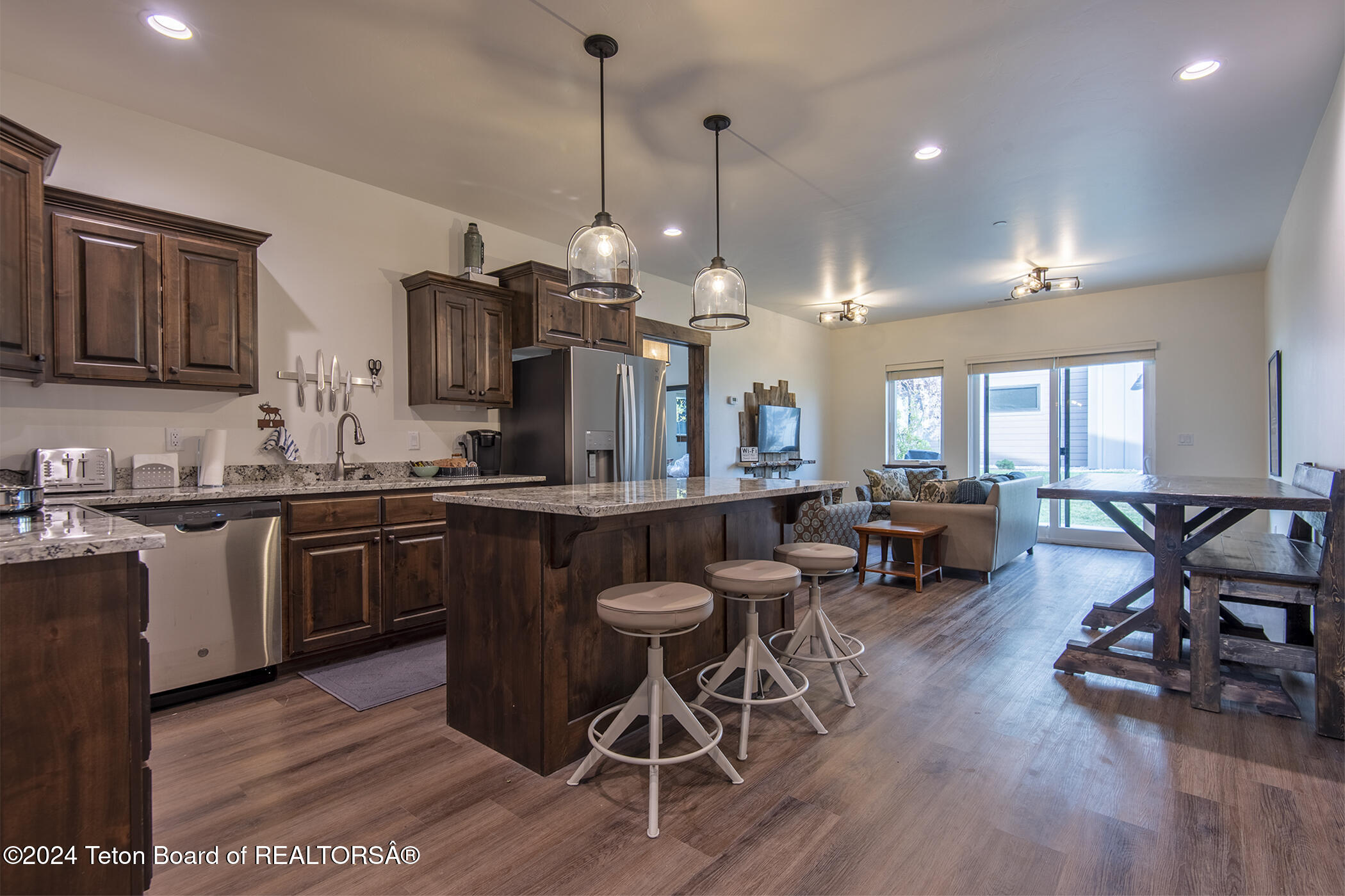 Victor, Idaho 83455, United States, 3 Bedrooms Bedrooms, ,3 BathroomsBathrooms,Residential,Active,35016