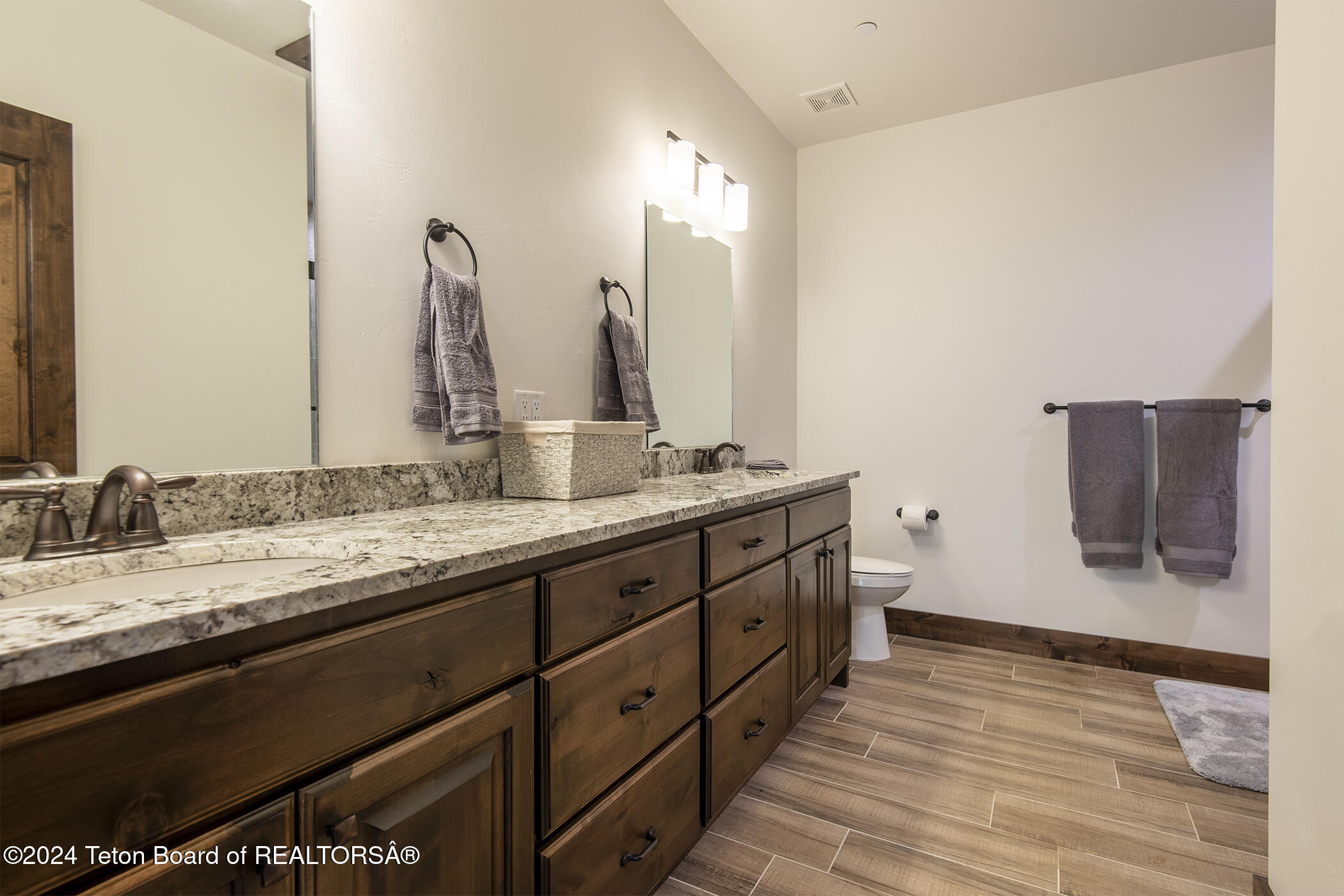 Victor, Idaho 83455, United States, 3 Bedrooms Bedrooms, ,3 BathroomsBathrooms,Residential,Active,35016