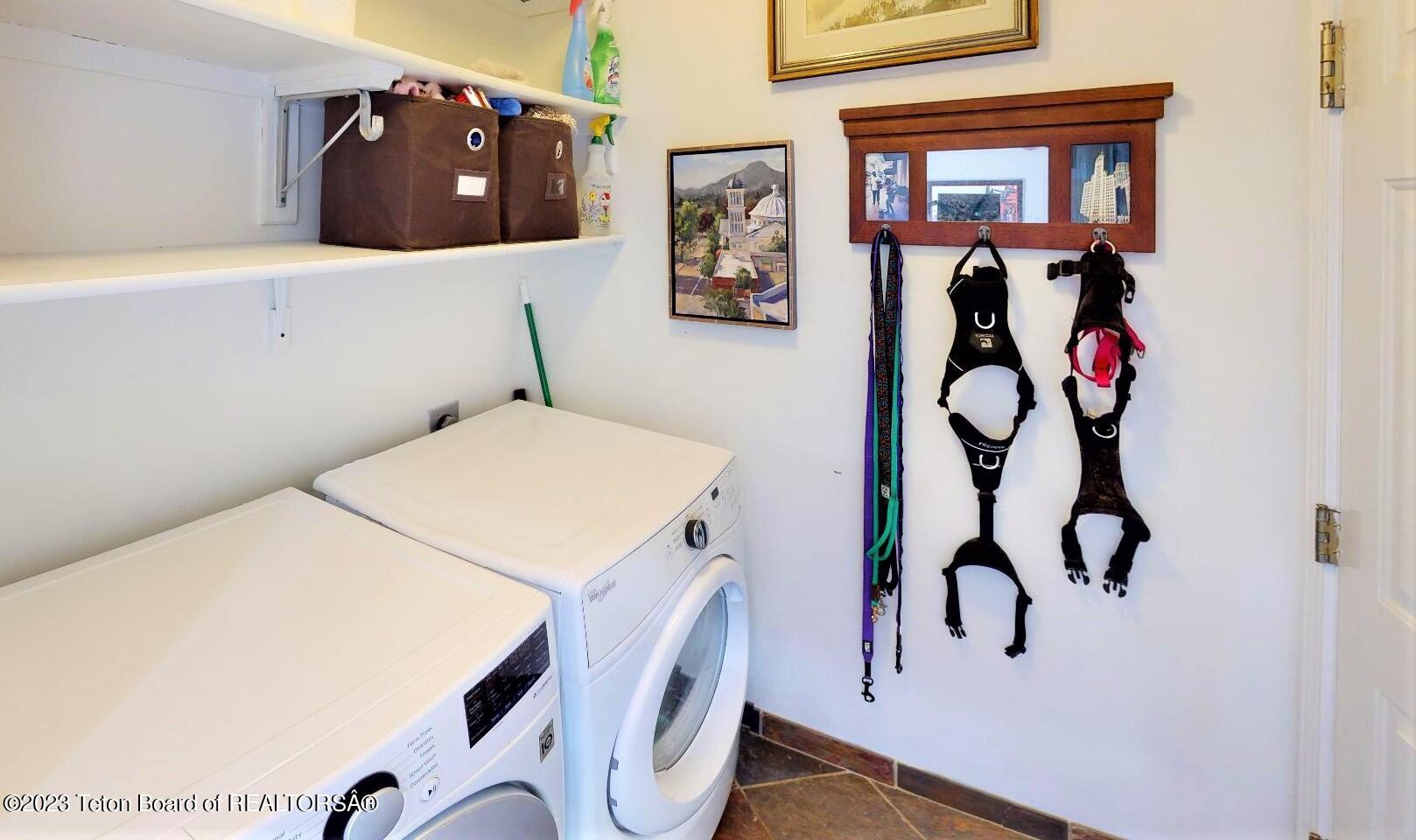 Victor, Idaho 83455, United States, 3 Bedrooms Bedrooms, ,2 BathroomsBathrooms,Residential,Pending,71625