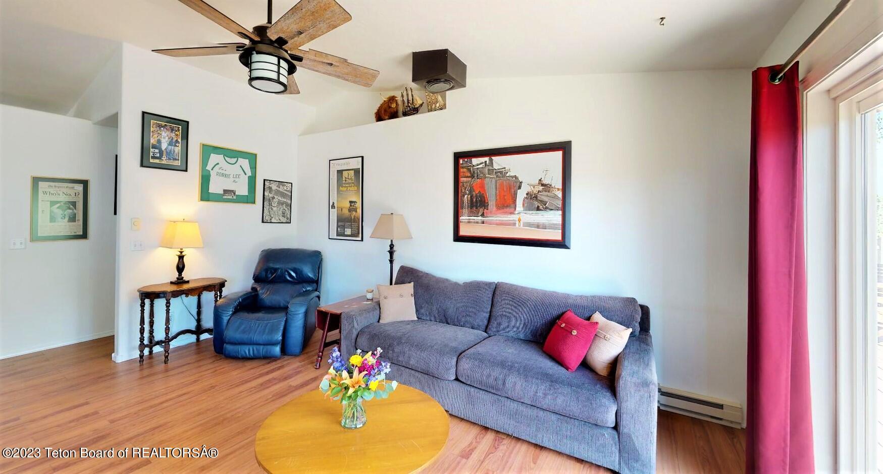 Victor, Idaho 83455, United States, 3 Bedrooms Bedrooms, ,2 BathroomsBathrooms,Residential,Pending,71625