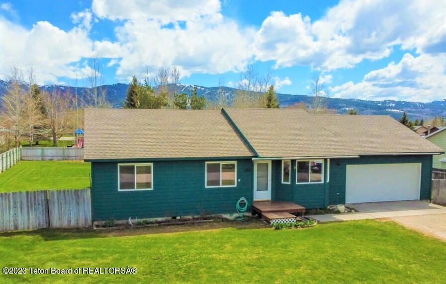 Victor, Idaho 83455, United States, 3 Bedrooms Bedrooms, ,2 BathroomsBathrooms,Residential,Pending,71625