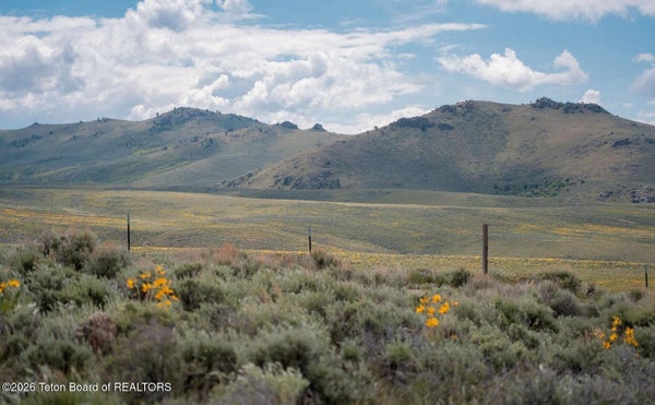 35 CHIMNEY BUTTE RD, BOULDER, WY 82923 - Image dda6f8341f14c7e68ff07fc1382e9b64/2901332923