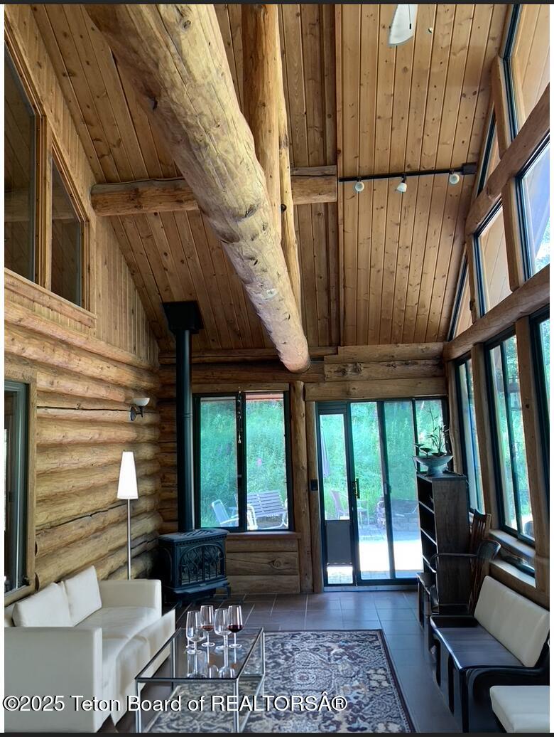 Wilson, Wyoming 83014, United States, 3 Bedrooms Bedrooms, ,2 BathroomsBathrooms,Residential,Active,226611