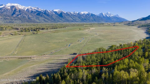 Photo of 1000 N PRATT Road, Jackson, WY 83001 (MLS # 26-1163)