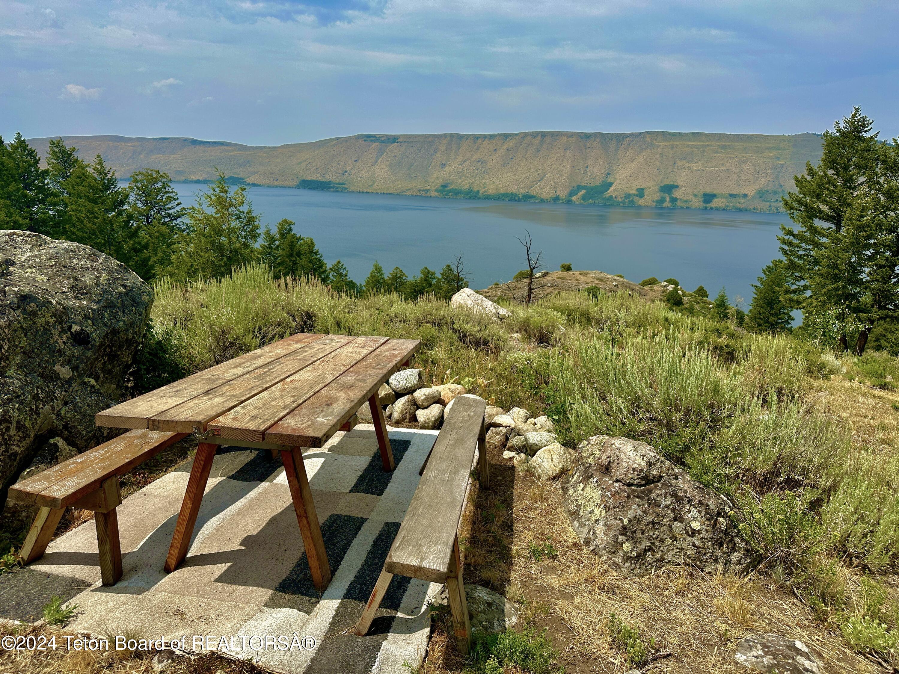 Pinedale, Wyoming 82941, United States, 2 Bedrooms Bedrooms, ,1 BathroomBathrooms,Residential,Pending,50359