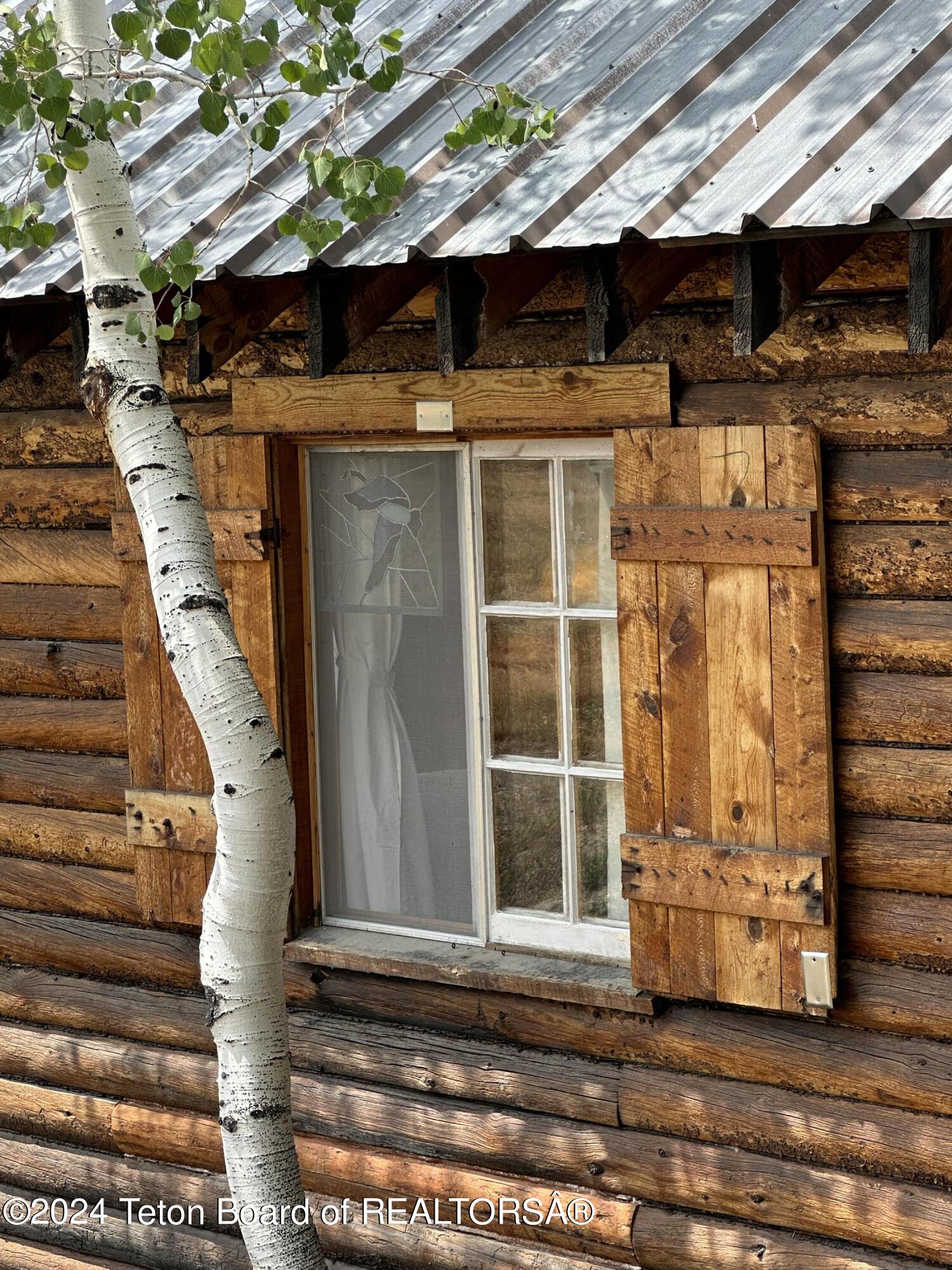 Pinedale, Wyoming 82941, United States, 2 Bedrooms Bedrooms, ,1 BathroomBathrooms,Residential,Pending,50359