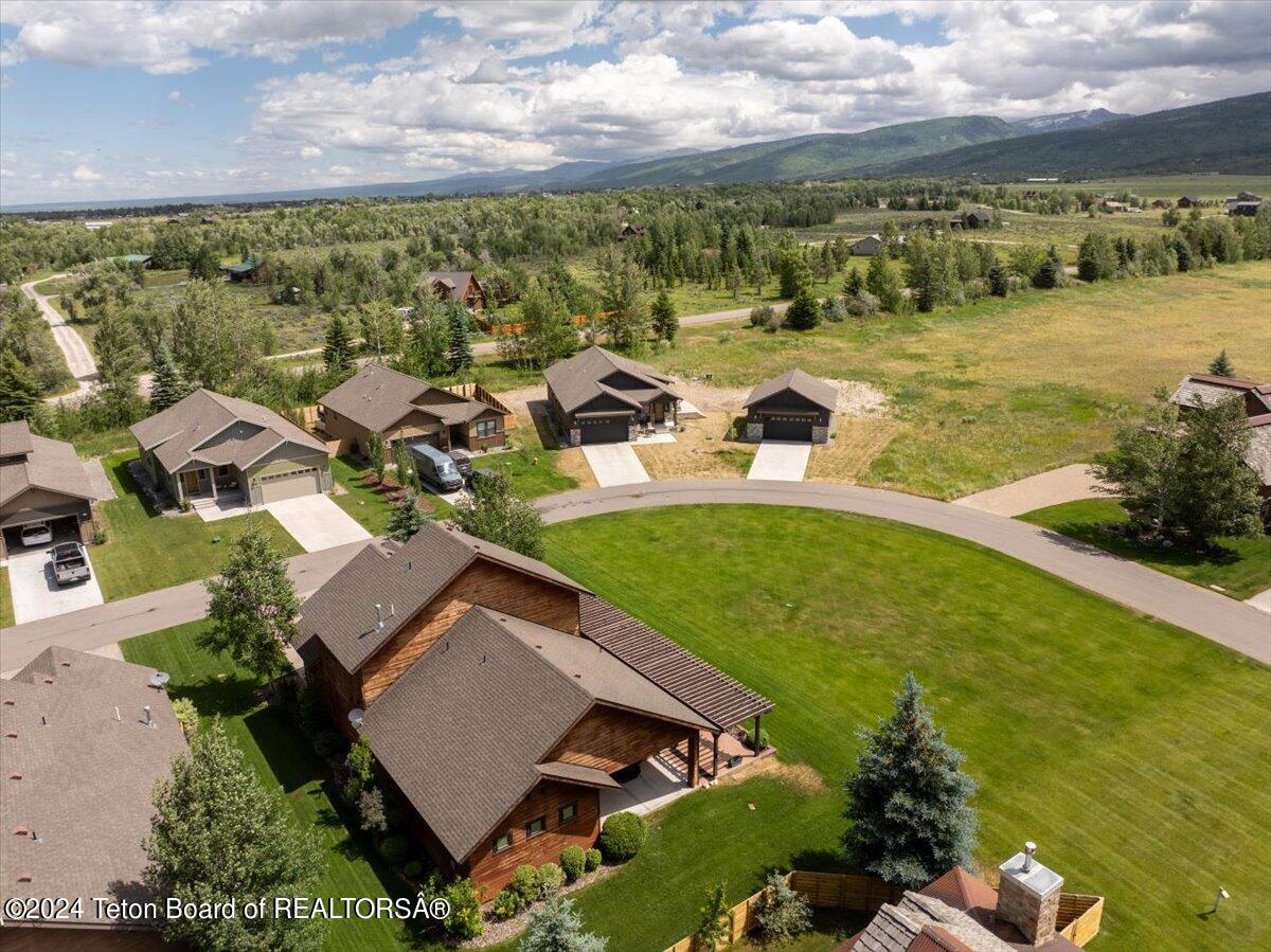 Victor, Idaho 83455, United States, 3 Bedrooms Bedrooms, ,2 BathroomsBathrooms,Residential,Active,53690