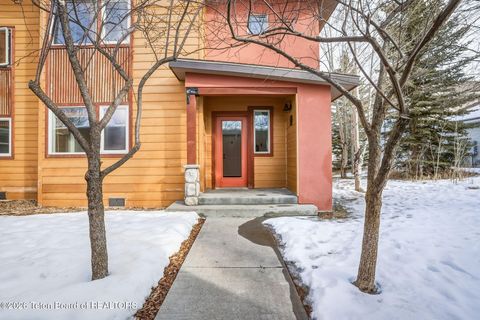 Photo of 7580 Mountain Laurel Drive #B4, Victor, ID 83455 (MLS # 26-171)