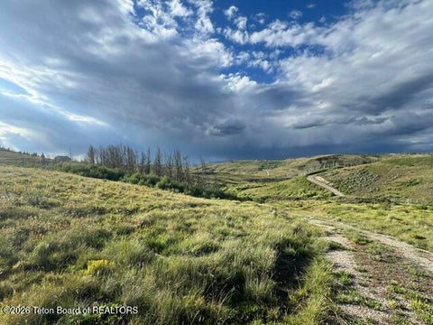 Photo of 127 MOUNTAIN VIEW Drive, Bondurant, WY 82922 (MLS # 26-2620)