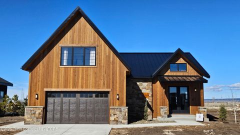 Photo of 1030 Iroquois Avenue, Driggs, ID 83422 (MLS # 25-2965)