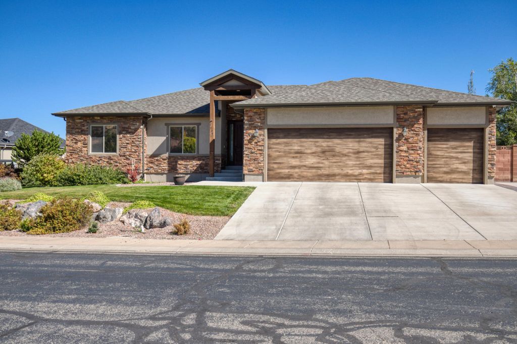 Photo of 1938 N Ashdown Forest RD, Cedar City, UT 84721 (MLS # 114380)