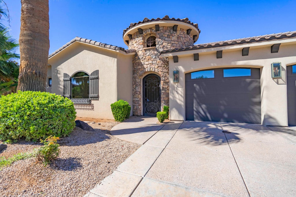 Photo of 470 N Country LN #11, Santa Clara, UT 84765 (MLS # 117983)