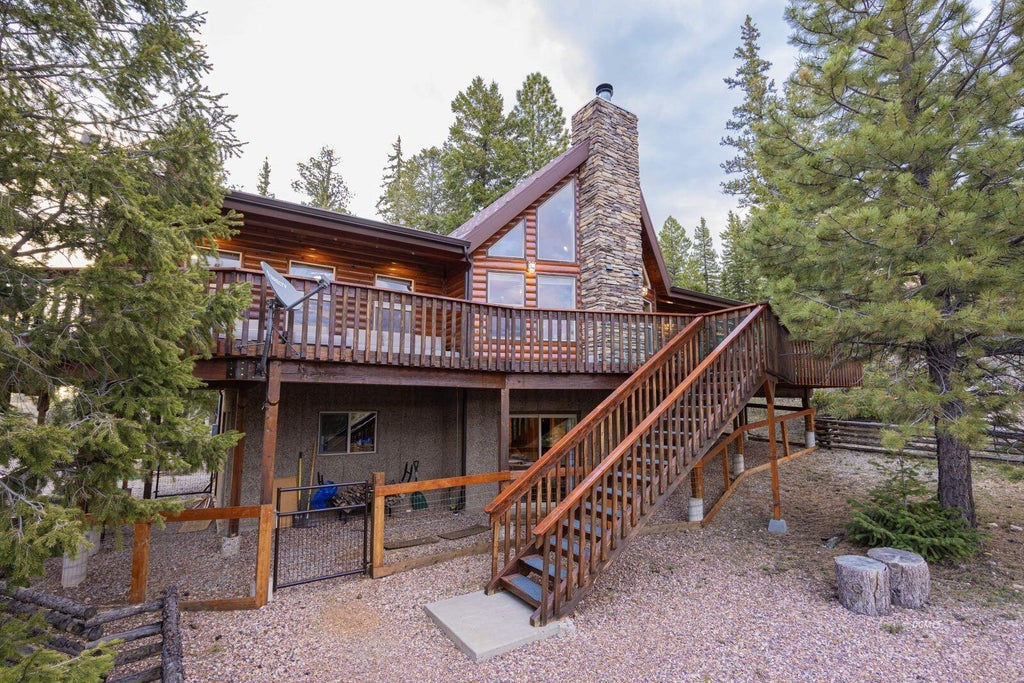 Photo of 1280 E Lost Creek RD, Duck Creek Village, UT 84762 (MLS # 117125)
