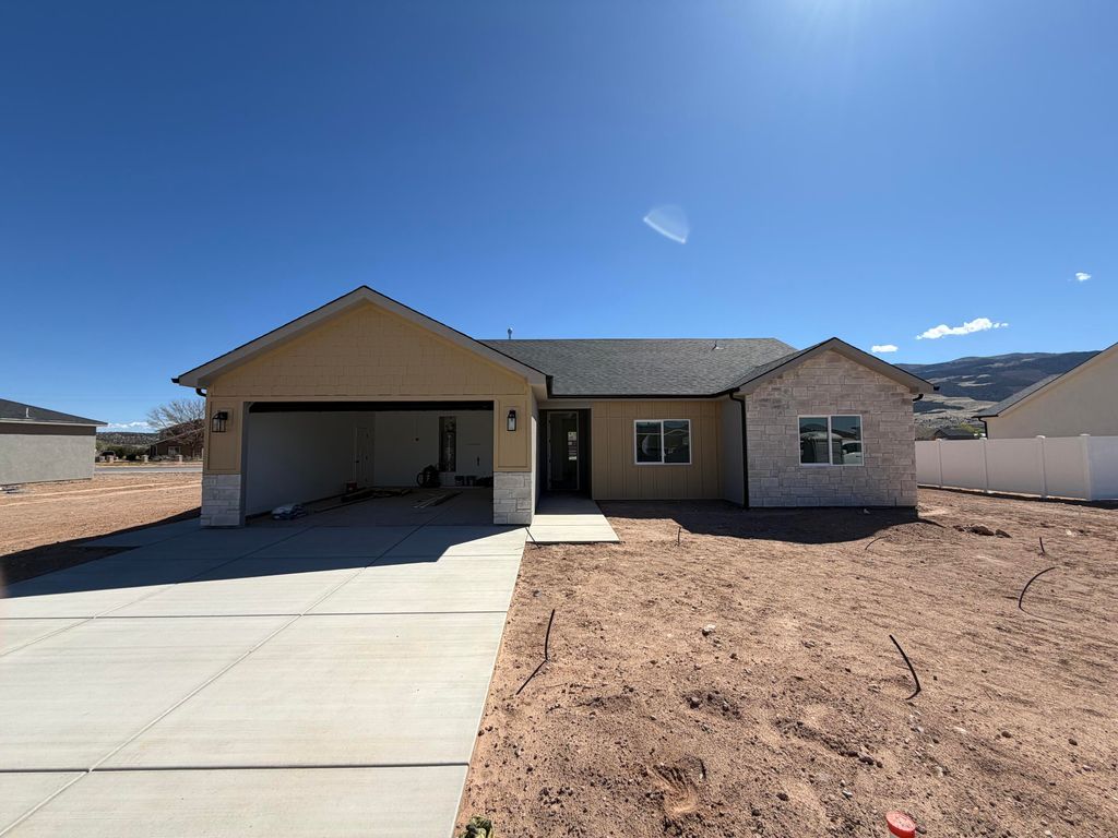 Photo of 4972 N 970 E, Enoch, UT 84721 (MLS # 115034)