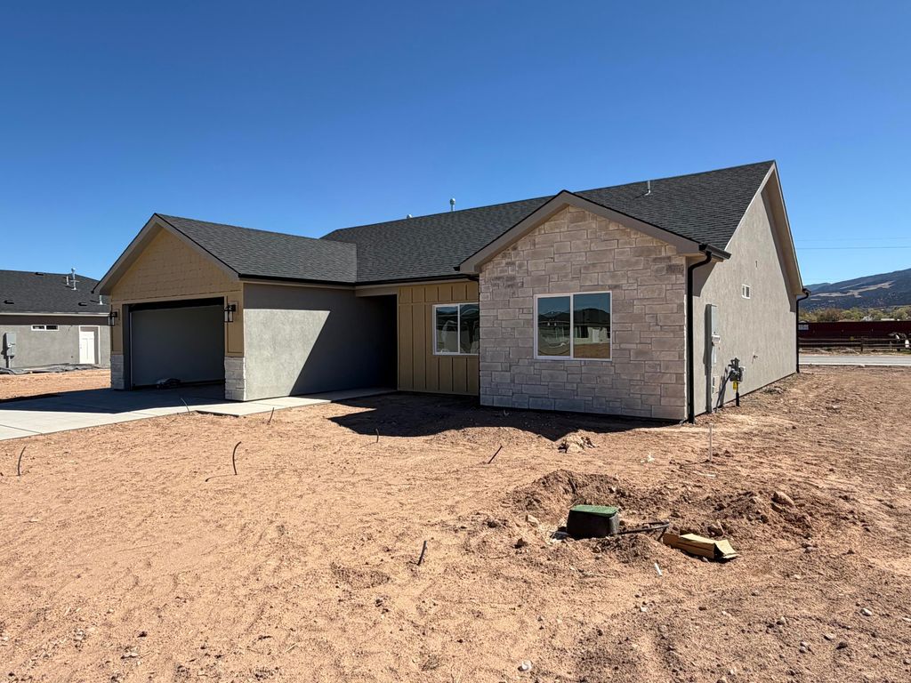 Photo of 4972 N 970 E, Enoch, UT 84721 (MLS # 115034)