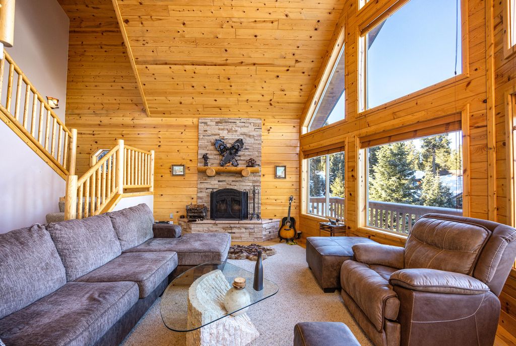 Photo of 1335 E Boeing DR, Duck Creek Village, UT 84762 (MLS # 110758)