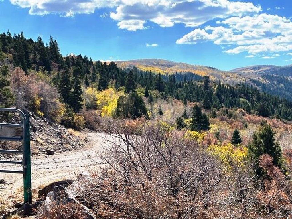 Photo of 78 Nob Hill RD #Braffits Creek, Summit, UT 84772 (MLS # 114001)