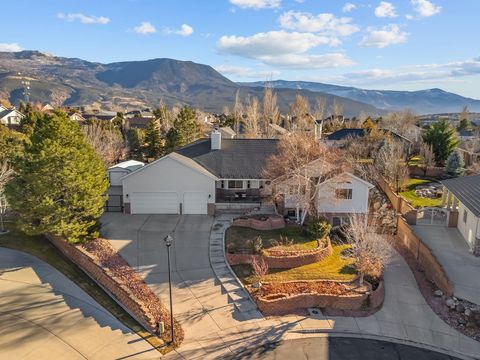 Photo of 2113 W 525 CIR S, Cedar City, UT 84720 (MLS # 114134)