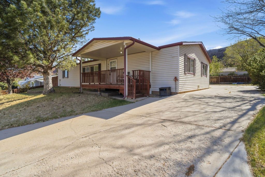 Photo of 350 N Highland DR, Cedar City, UT 84721 (MLS # 116104)