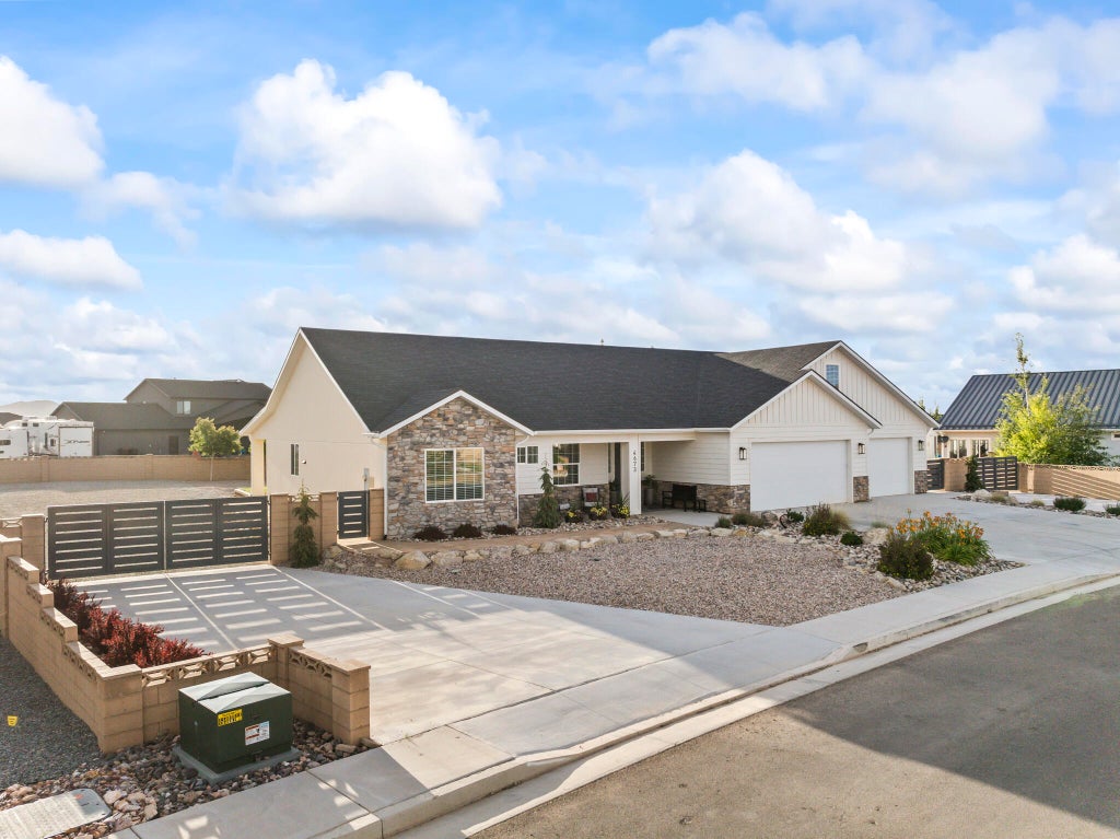 Photo of 4673 N 2525 W, Cedar City, UT 84721 (MLS # 116954)