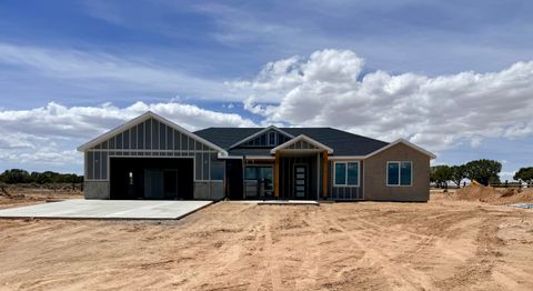Photo of 6009 N 4275 W, Cedar City, UT 84721 (MLS # 115859)