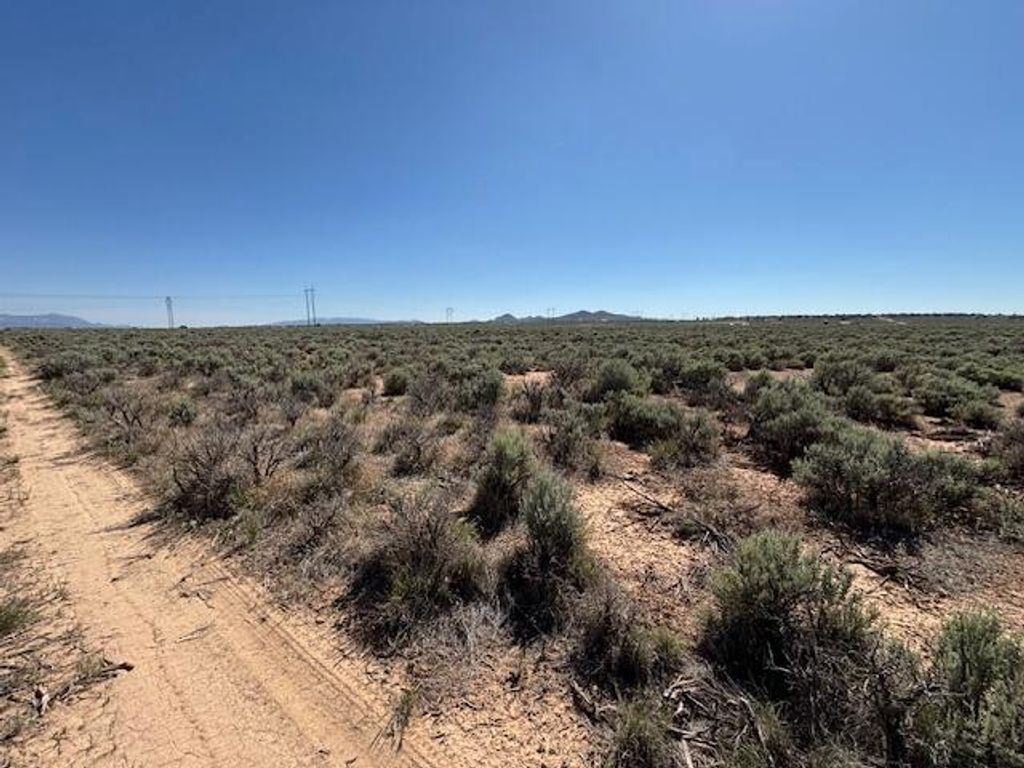 Photo of 6903 N 3625 W, Cedar City, UT 84721 (MLS # 111794)