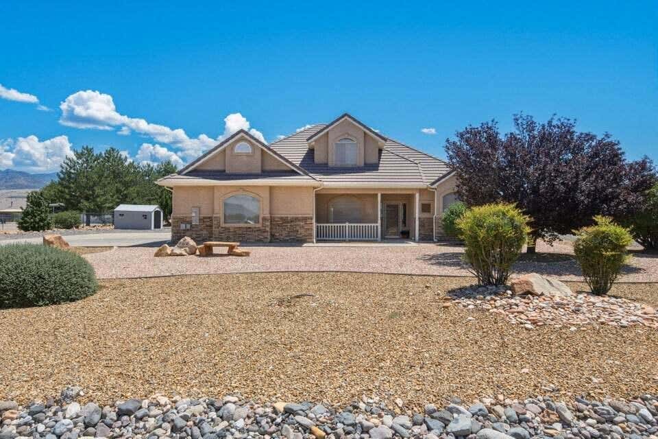 Photo of 764 E Dammeron Valley DR W, Dammeron Valley, UT 84783 (MLS # 117536)