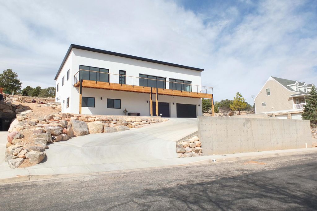 Photo of 15 N 2380 W, Cedar City, UT 84720 (MLS # 110604)