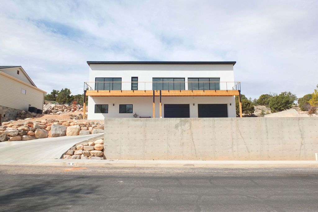 Photo of 15 N 2380 W, Cedar City, UT 84720 (MLS # 110604)